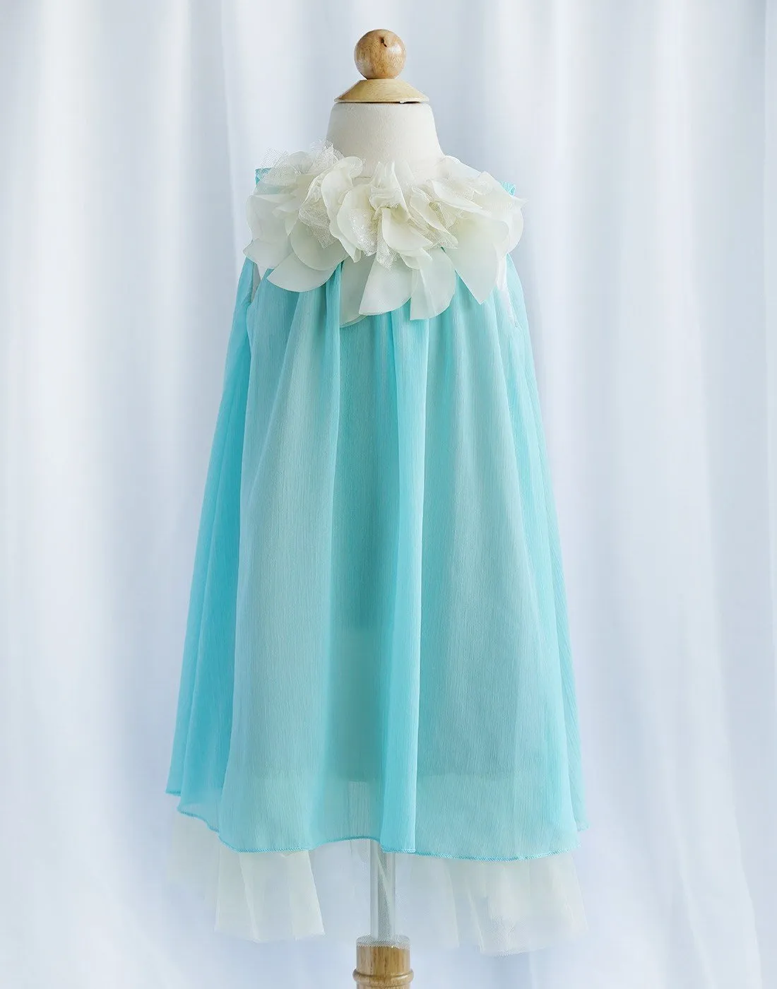 Chic Chiffon Dress With Ivory Flower Neckline - Turquoise