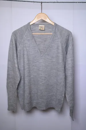 St. Michael Medium Grey Sweatshirt